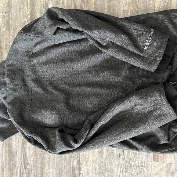 Men's Dark Gray Hooded Jacket - Picture 5 of 7